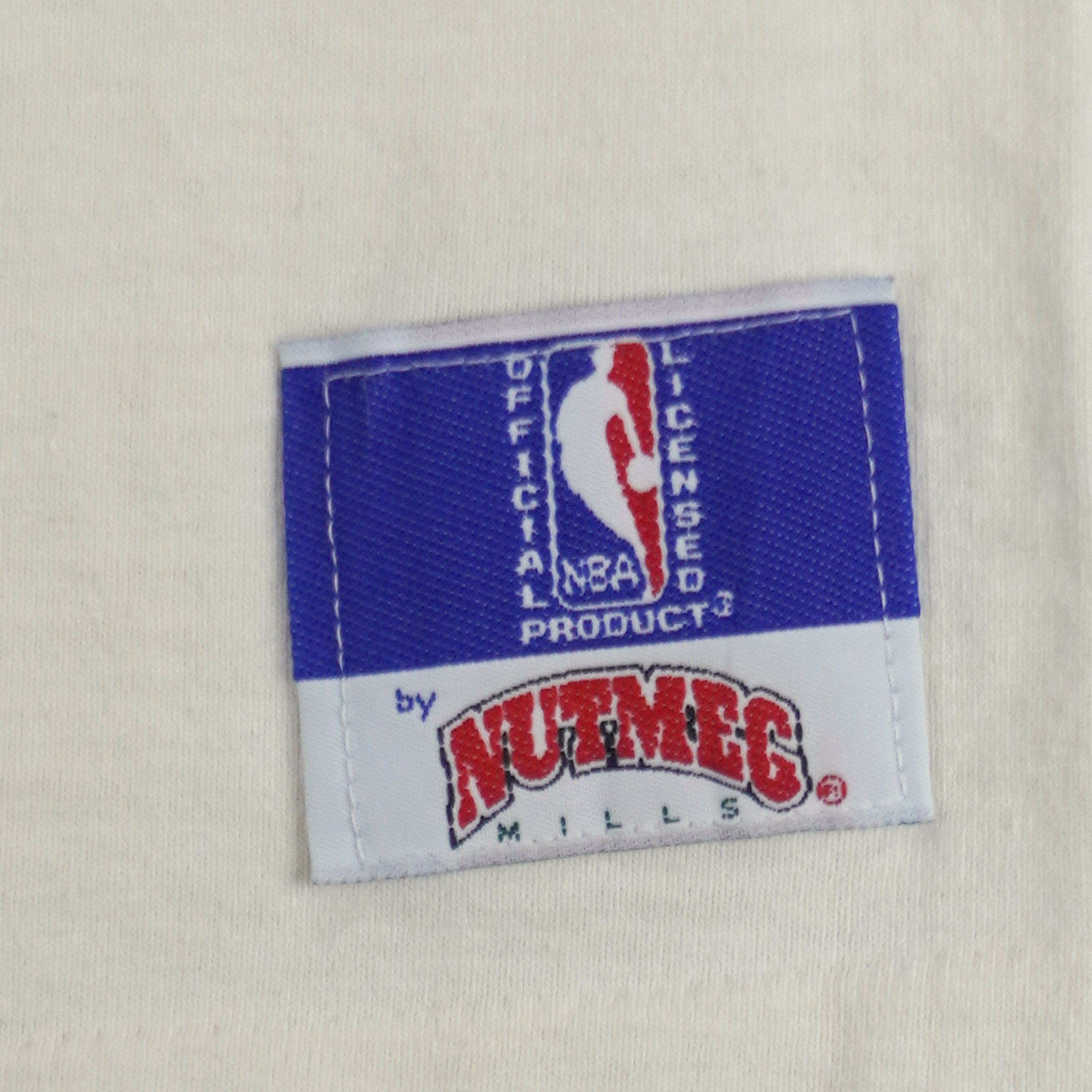 NBA (Nutmeg) - Cleveland Cavaliers, Central Division T-Shirt 1990s Large Vintage Retro Basketball