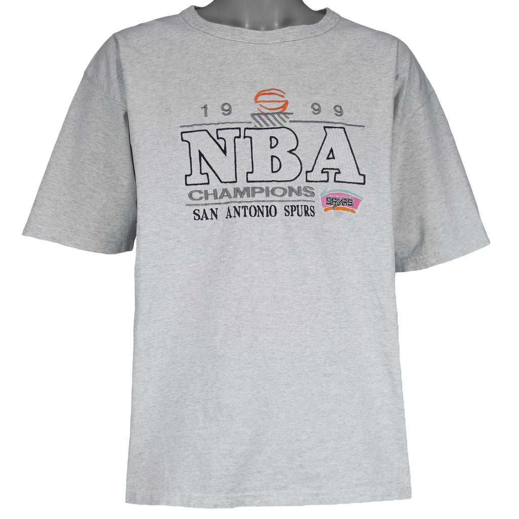 NBA (Logo 7) - San Antonio Spurs NBA Champions T-Shirt 1999 X-Large Vintage Retro Basketball