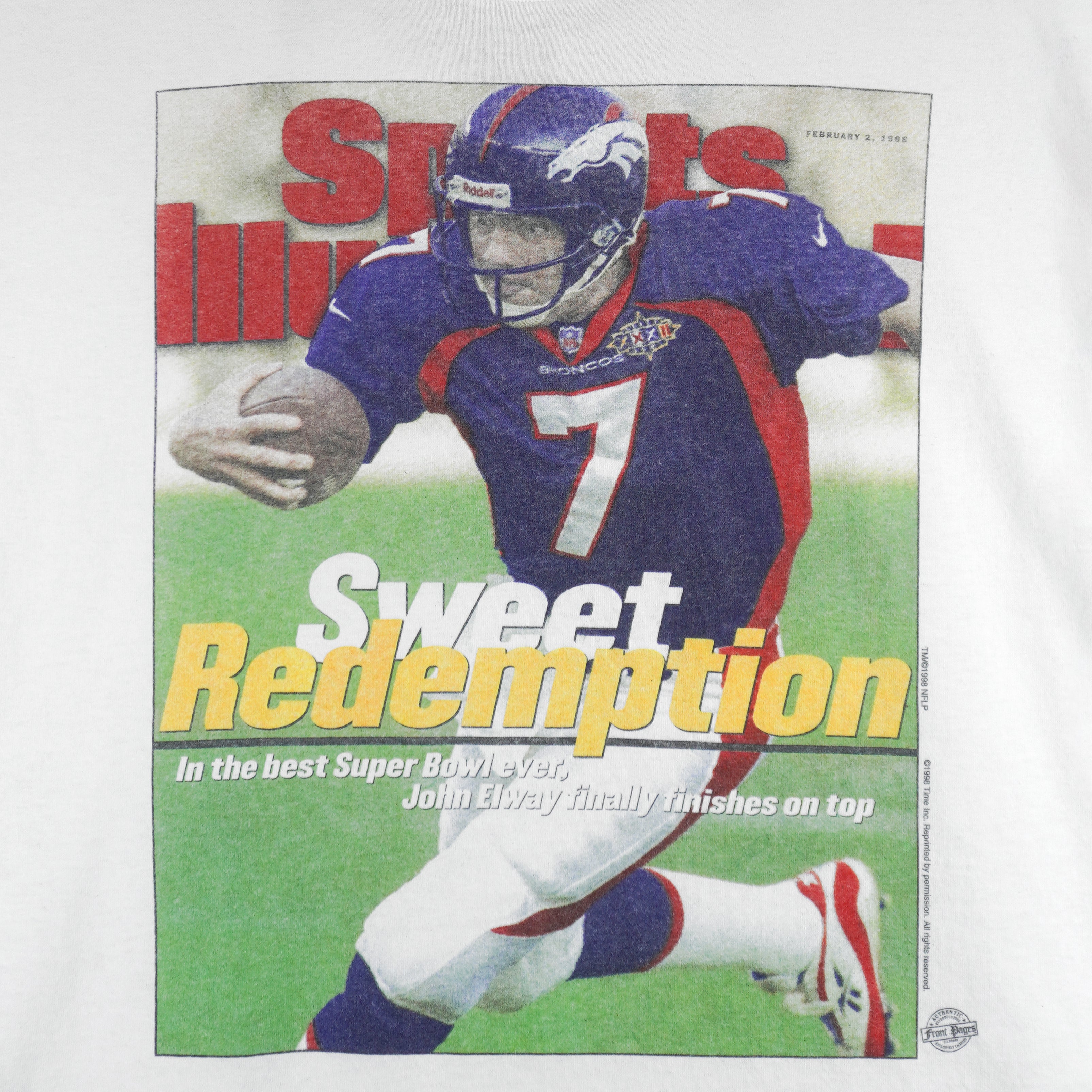NFL (Gildan) - Denver Broncos John Elway Front Pages T-Shirt 1998 Large Vintage Retro Football