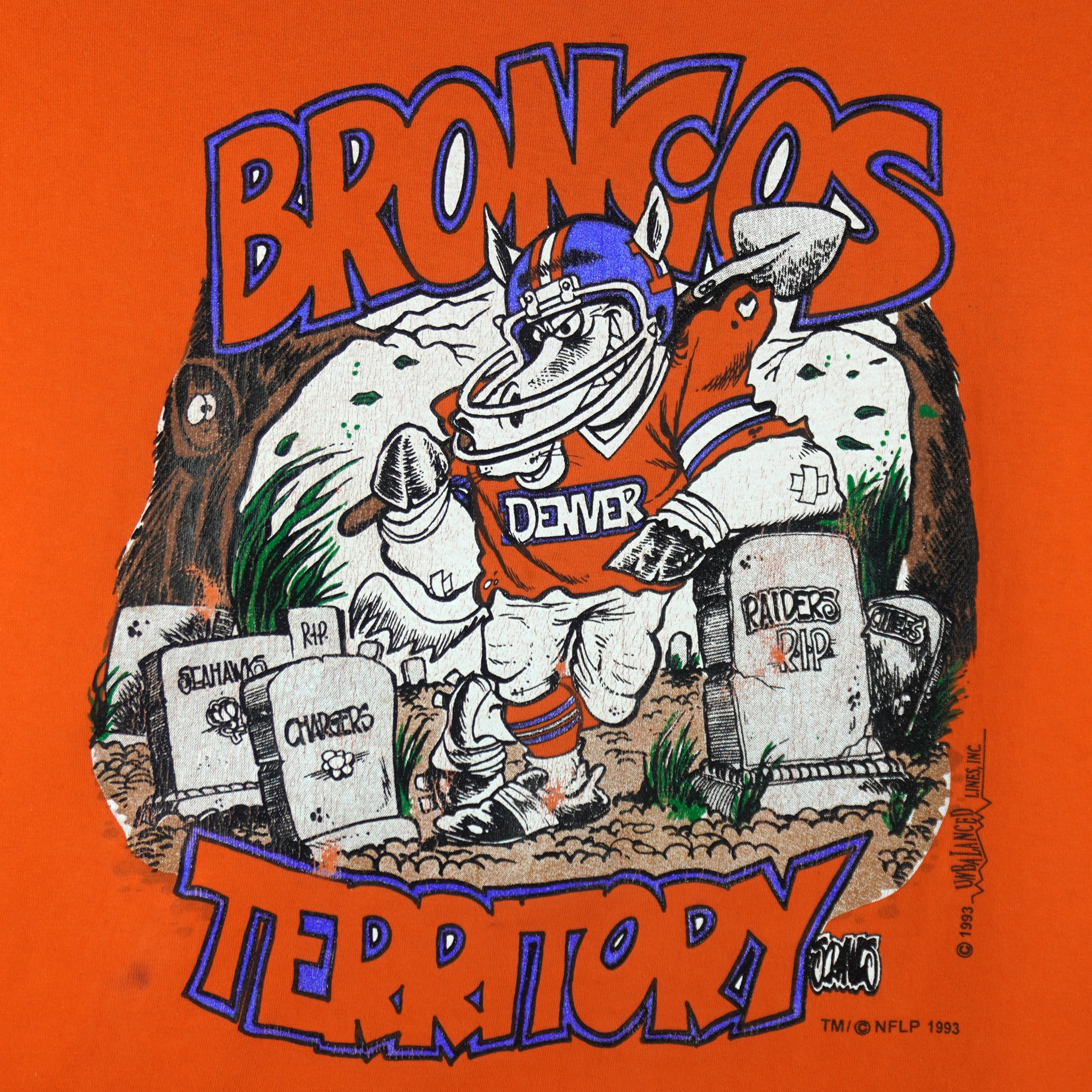 NFL (Anvil) - Denver Broncos Territory Spell-Out T-Shirt 1993 Large Vintage Retro Football