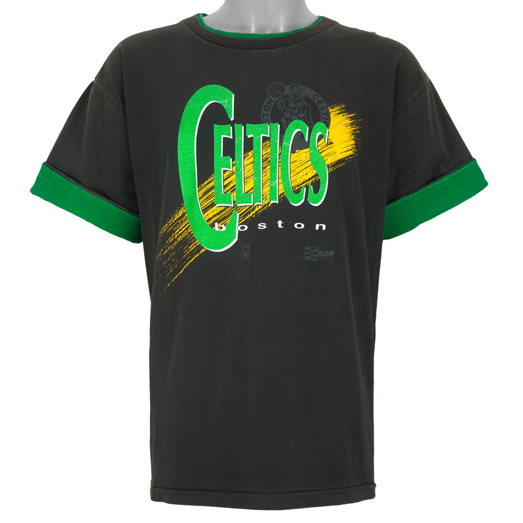 NBA (Salem) - Black Boston Celtics Spell-Out T-Shirt 1990s X-Large Vintage Retro Basketball