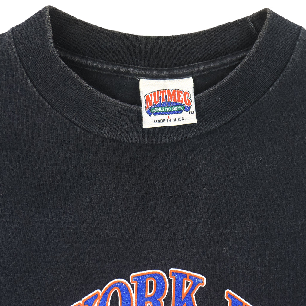 Nutmeg - New York Knicks Eastern Conference T-Shirt 1990s Large Vintage Retro Basketball