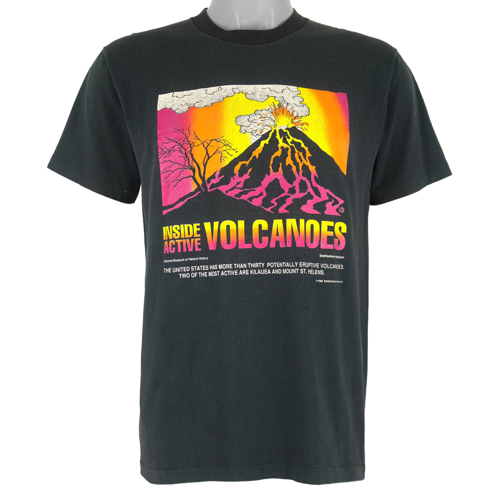 Vintage - Kilauea and Mount St. Helens Volcanoes National Park T-Shirt 1989 Large Vintage Retro
