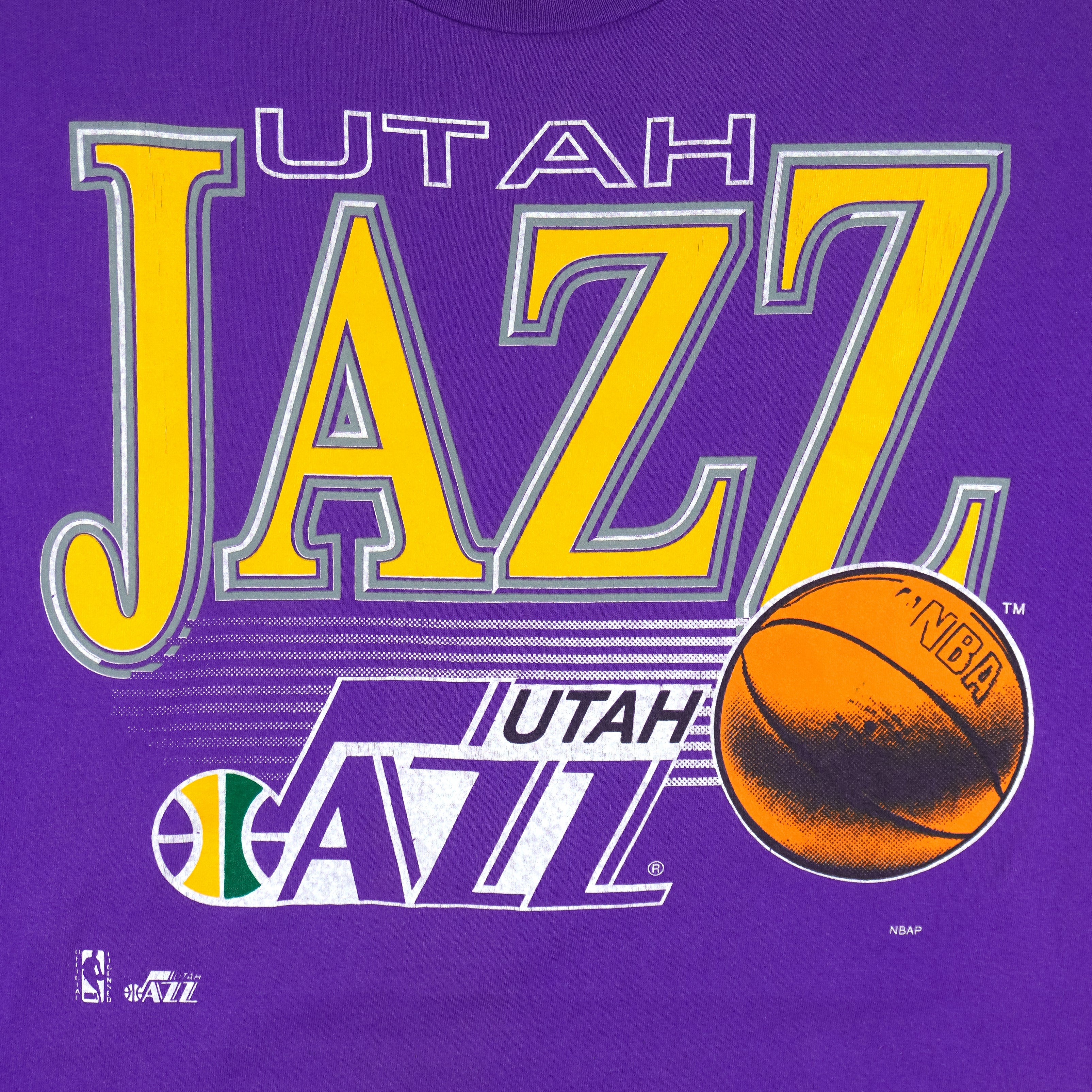 NBA - Utah Jazz Basketball T-Shirt 1990s Large Vintage Retro Basketball
