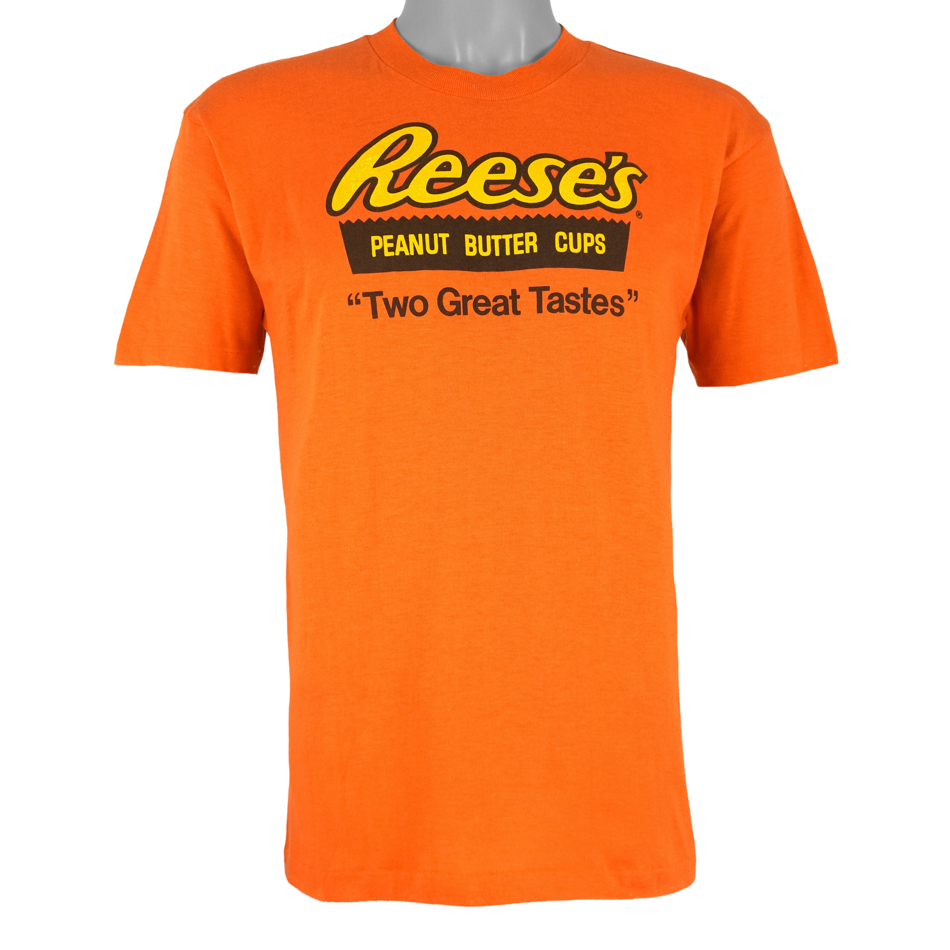 Vintage (Hershey's) - Reese Chocolate Peanut Butter Cups T-shirt 1990s Large Vintage Retro