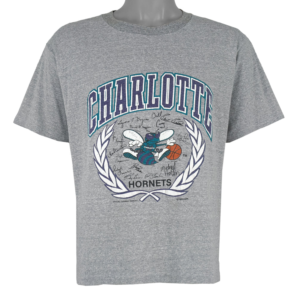 NBA (Super Shirts) - Charlotte Hornets Big Logo T-Shirt 1988 Large Vintage Retro Basketball