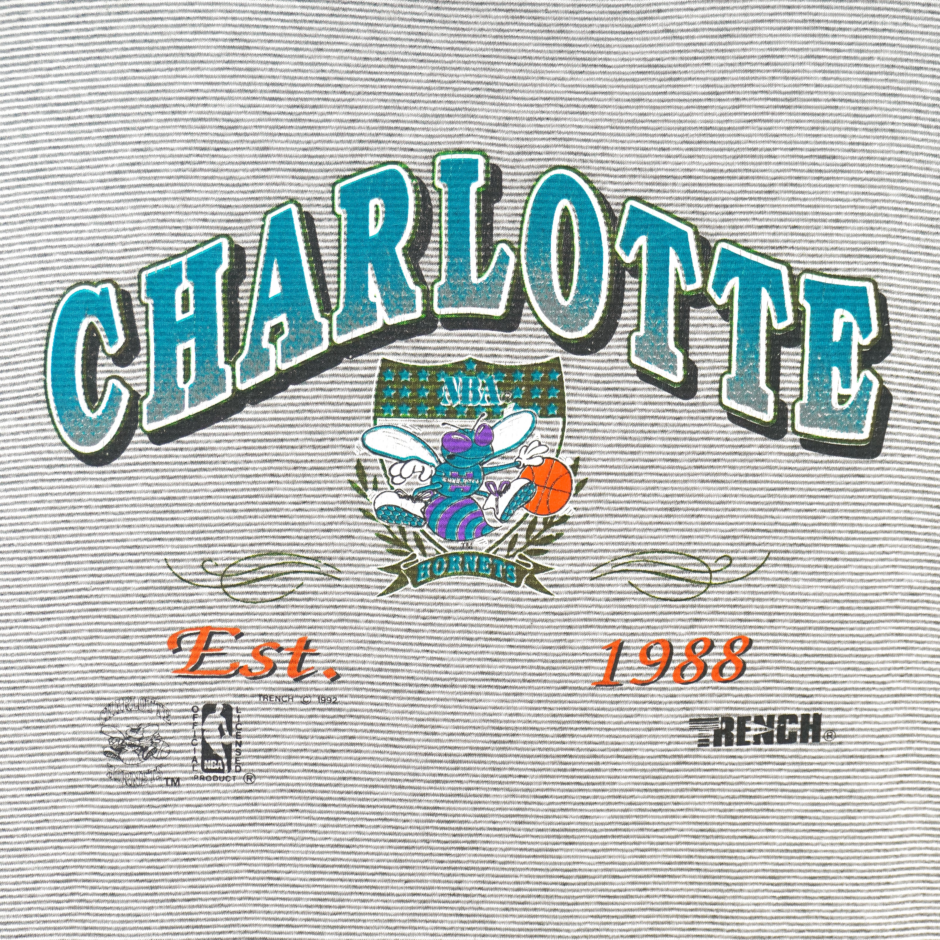 NBA (Trench) - Grey Charlotte Hornets Pinstripes T-Shirt 1992 X-Large Vintage Retro Basketball