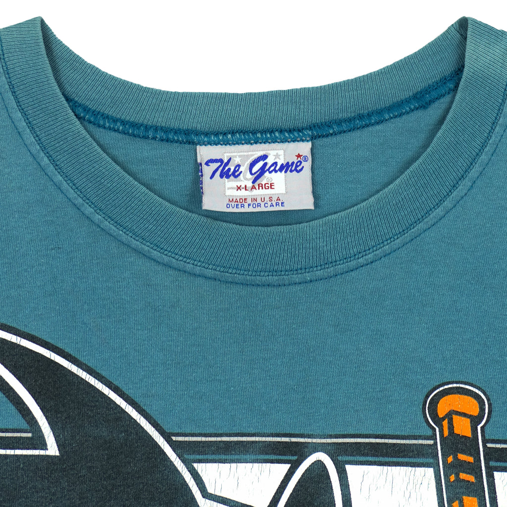 NHL (The game) - San Jose Sharks Big Logo T-Shirt 1994 X-Large Vintage Retro Hockey