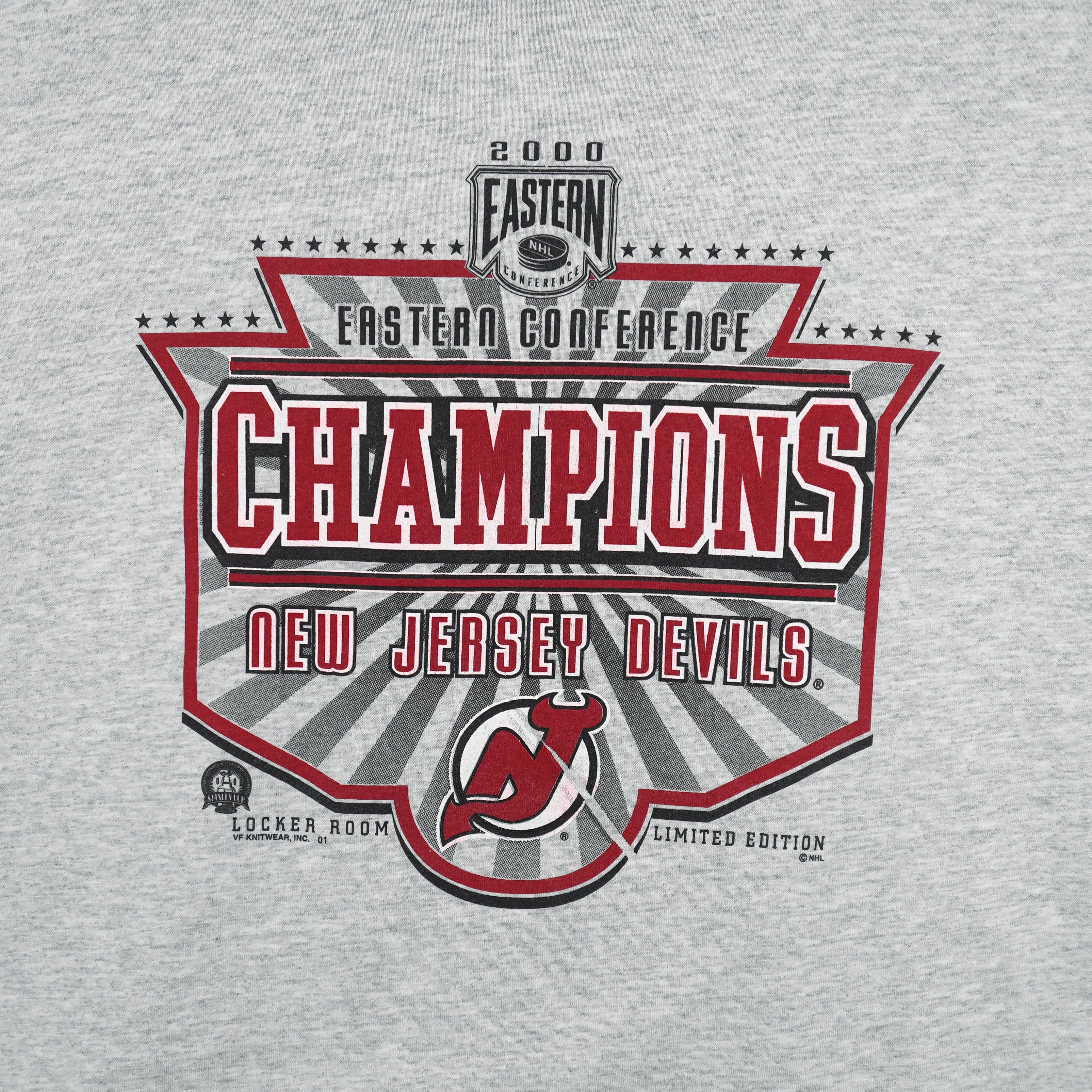 NHL (Lee) - New Jersey Devils Champions T-Shirt 2000 X-Large Vintage Retro Hockey