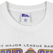 MLB (Pro Player) - World Series Indians VS Marlins Matchups T-Shirt 1997 Large Vintage Retro Baseball