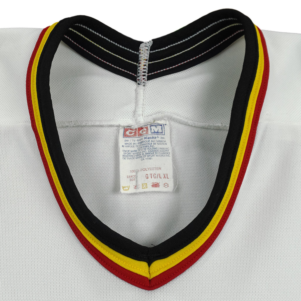 NHL (CCM) - Vancouver Canucks Embroidered Hockey Jersey 1990s Large Vintage Retro Hockey