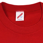 NCAA (Jerzees) - Arkansas Razorbacks On The Move!  T-Shirt 1990 Large Vintage Retro