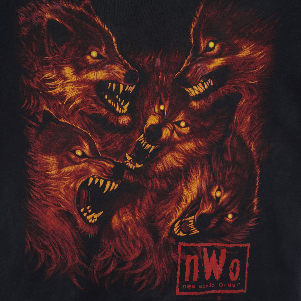 Vintage - NWO New World Order Wolfs T-Shirt 1999 Large Vintage Retro