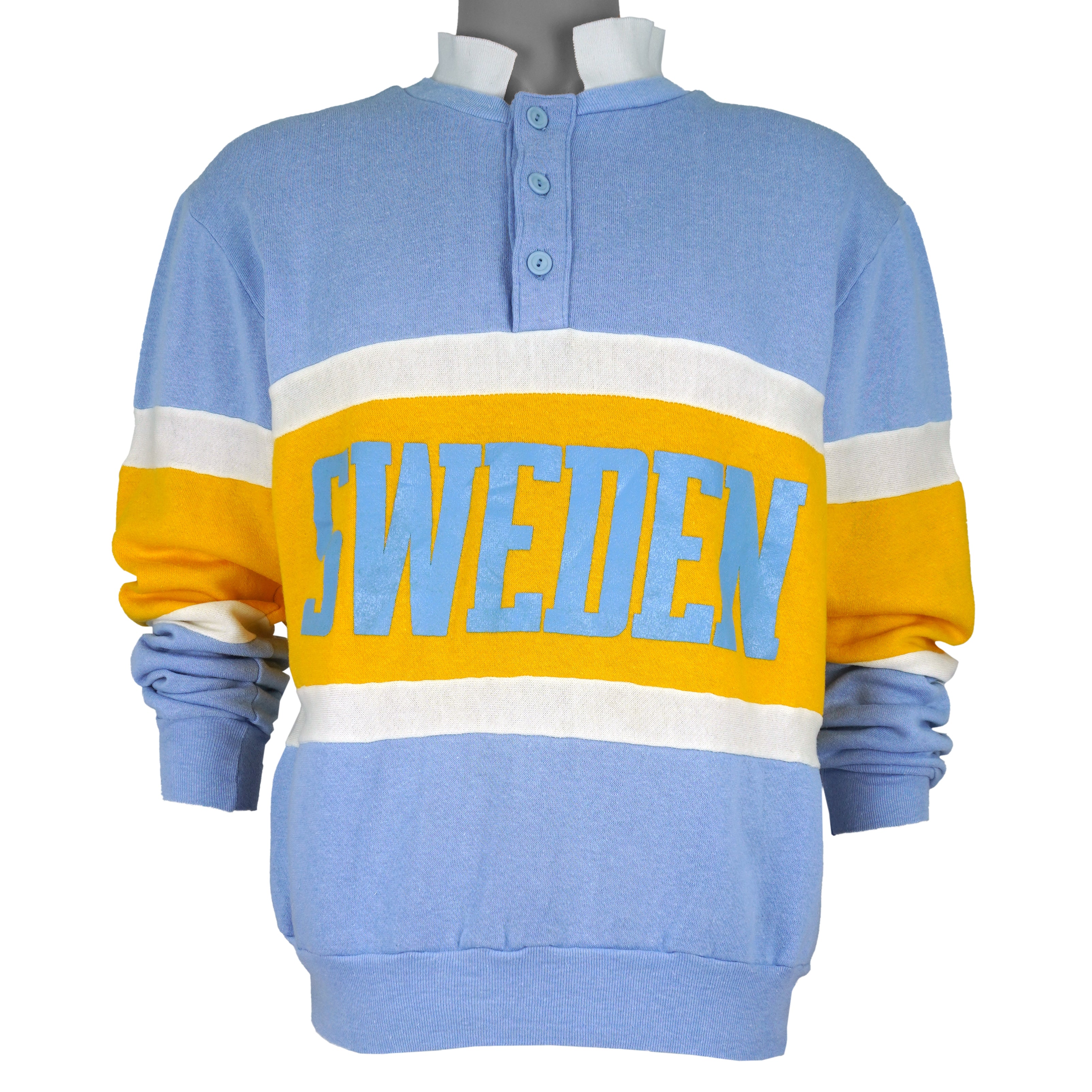 Vintage (Nutmeg Millis) - Sweden Spell-Out 1/4 Button Sweatshirt 1990s Medium Vintage Retro
