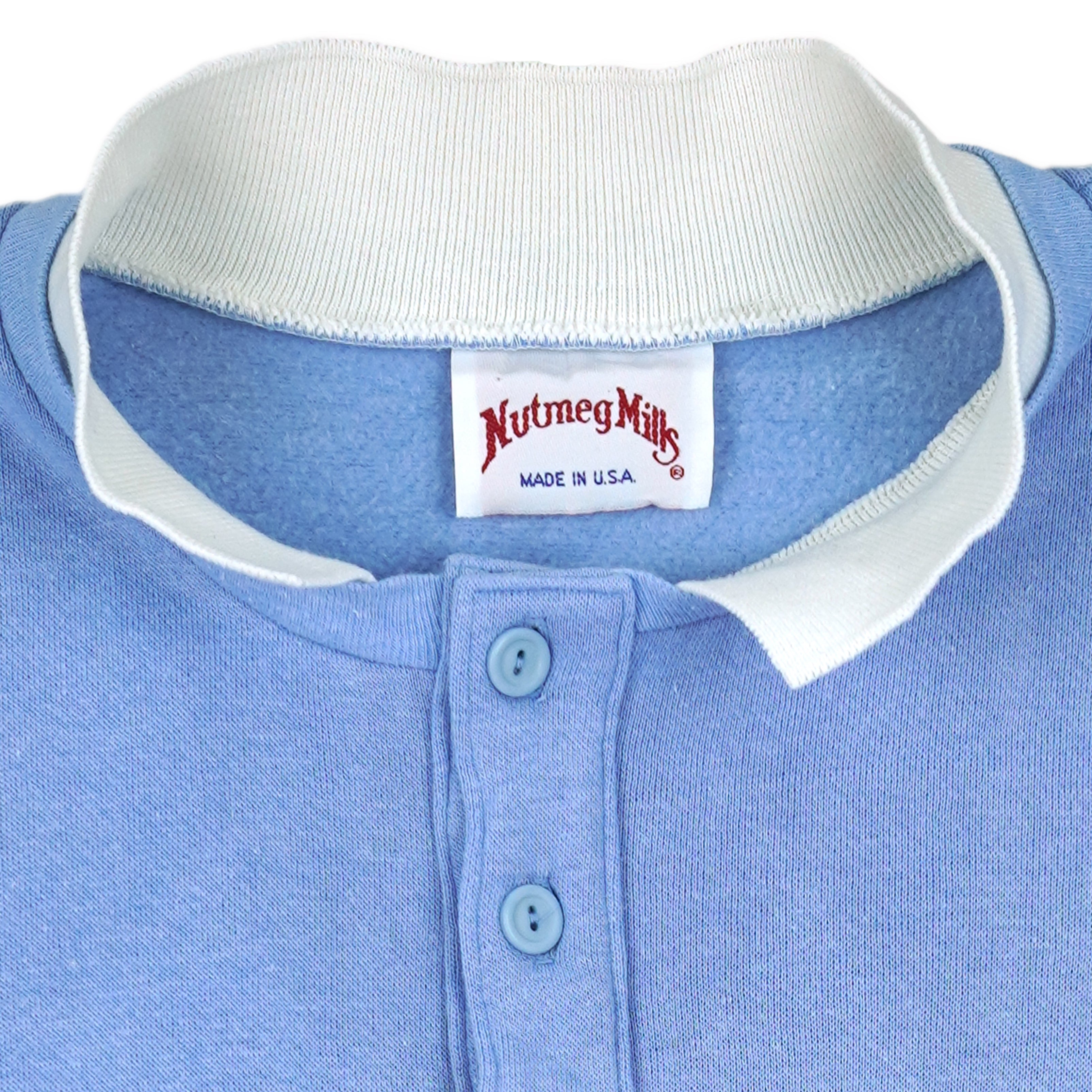 Vintage (Nutmeg Millis) - Sweden Spell-Out 1/4 Button Sweatshirt 1990s Medium Vintage Retro