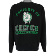 NBA (Salem) - Boston Celtics Basketball Spell-Out Sweatshirt 1990s Large Vintage Retro Basketball