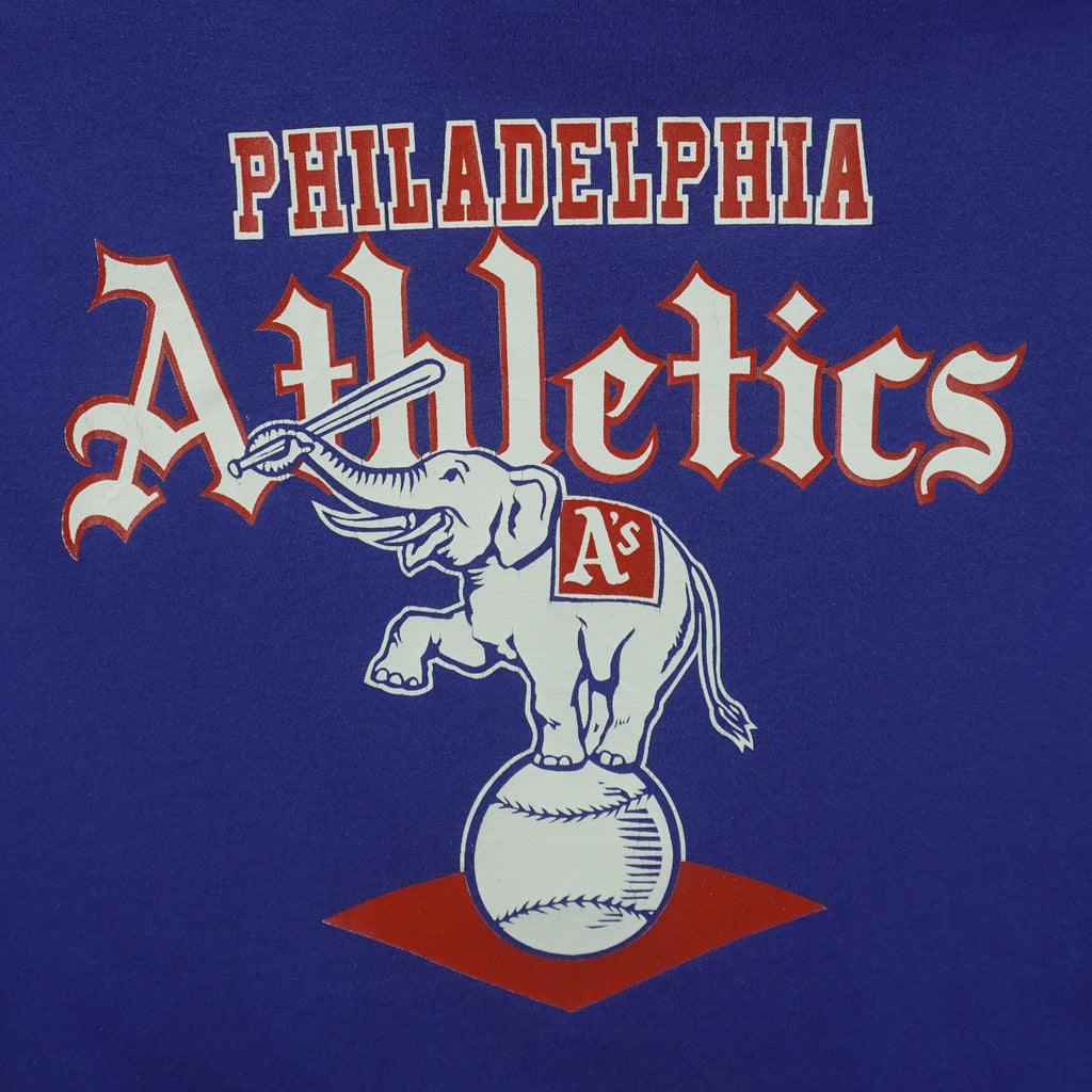 MLB (Logo 7) - Philadelphia Athletics Bid Logo T-Shirt 1990s X-Large Vintage Retro Baseball