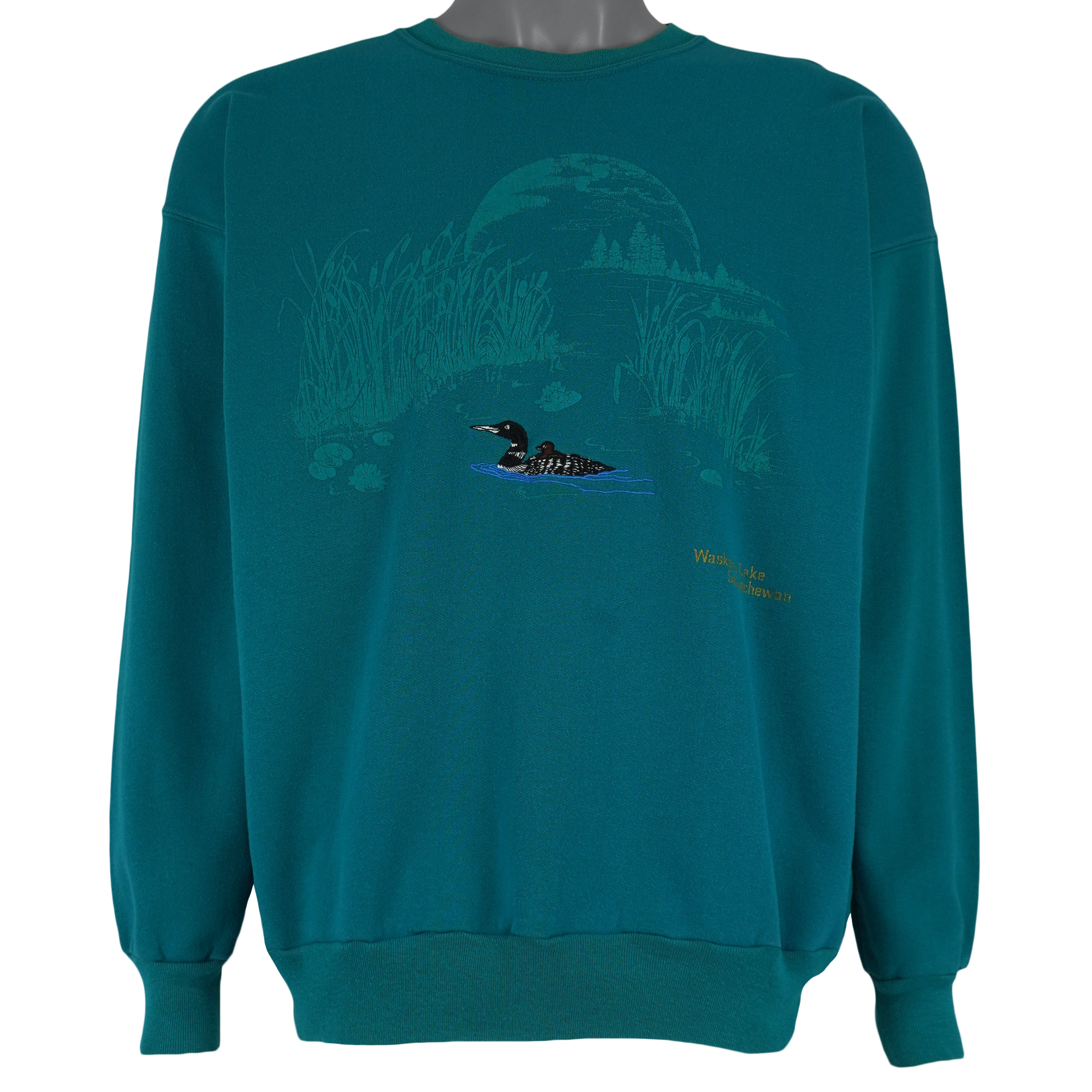 Vintage (White Pine) - Waskesiu Lake Loon Crew Neck Sweatshirt 1990s Medium Vintage Retro