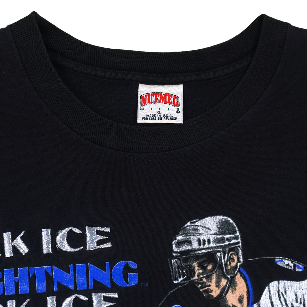 NHL (Nutmeg) - Tampa Bay Lightning, Kick Ice Spell-Out T-Shirt 1990s X-Large Vintage Retro Hockey