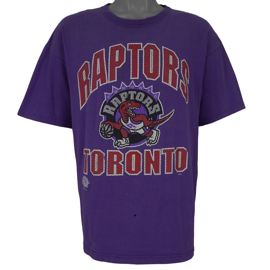 NBA (CGW) - Toronto Raptors Big Spell-Out T-Shirt 1990s X-Large Vintage Retro Basketball