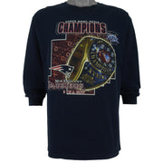 NFL (AAA) - New England Patriots Super Bowl Champions Sweatshirt 2005 Large Vintage Retro Football
