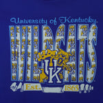 NCAA (Tee Jays) - Kentucky Wildcats Basketball T-Shirt 1990s XX-Large Vintage Retro Basketball
