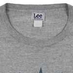 NBA (Lee) - Sacramento Kings Playoffs Big Logo T-Shirt 2001 Medium Vintage Retro Basketball