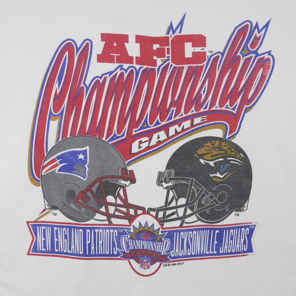 NFL (Global) - Jacksonville Jaguars VS Patriots AFC Matchups T-Shirt 1996 Large Vintage Retro Football