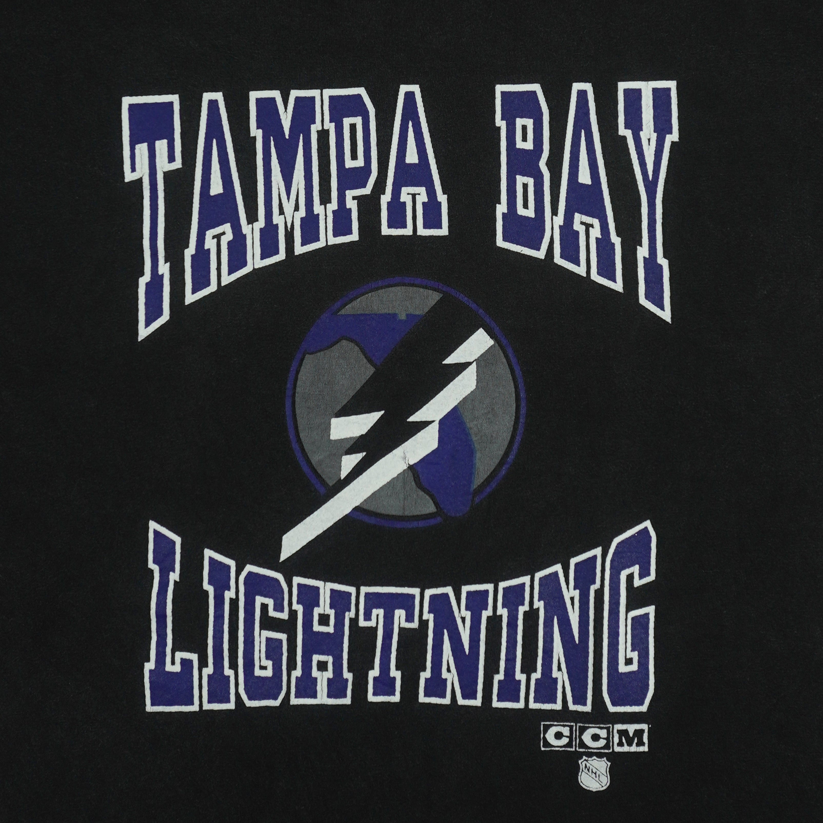 NHL (Hanes) - Tampa Bay Lightning T-Shirt 1990s X-Large Vintage Retro Hockey