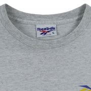 Reebok - Grey Big Spell-Out Single Stitch T-Shirt 1990s Large Vintage Retro