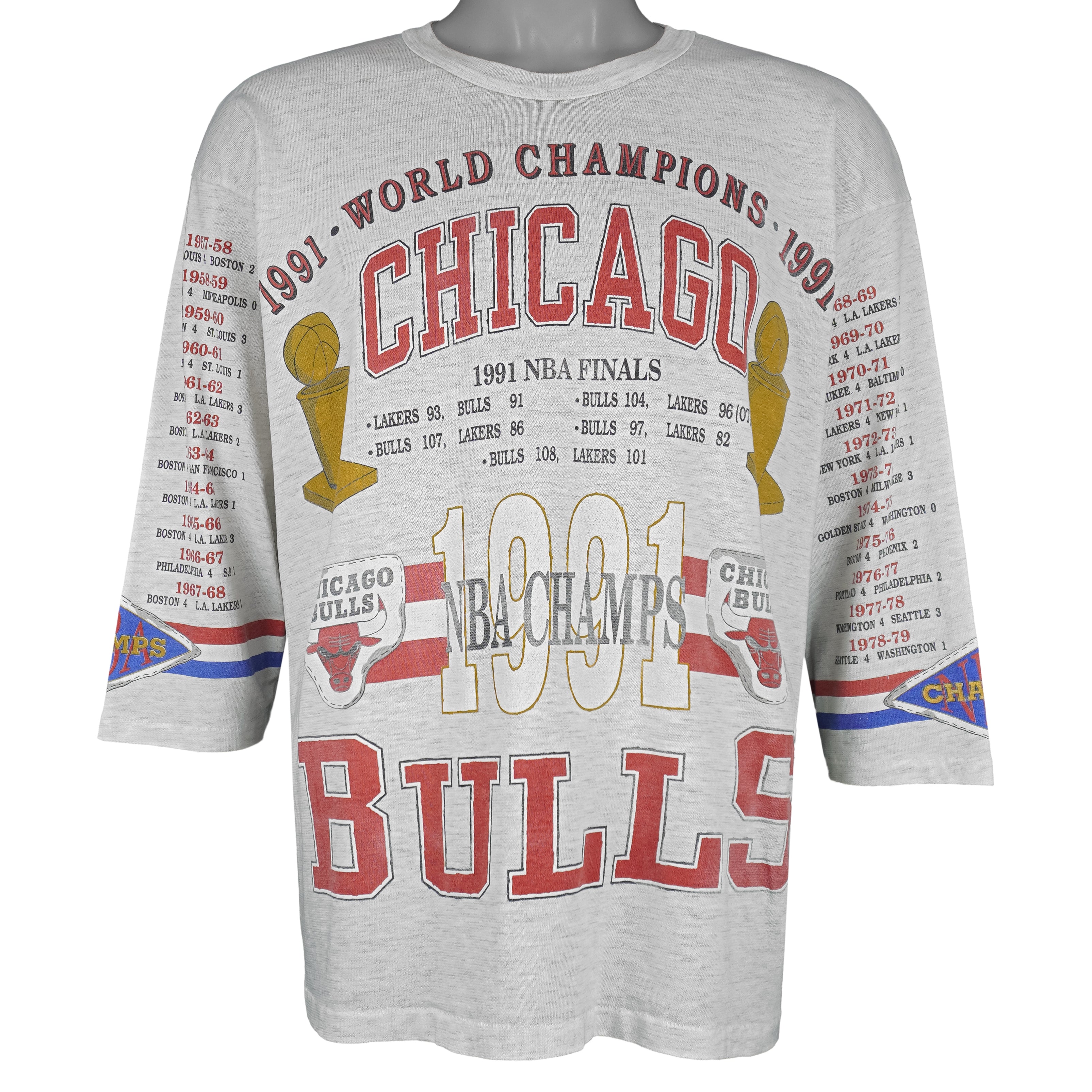 NBA (Long Gone) - Chicago Bulls NBA Finals World Champions T-Shirt 1991 X-Large Vintage Retro Basketball