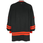 Vintage (Roca Wear) - Black & Red Spell-Out Crew Neck Sweatshirt 2000s X-Large Vintage Retro