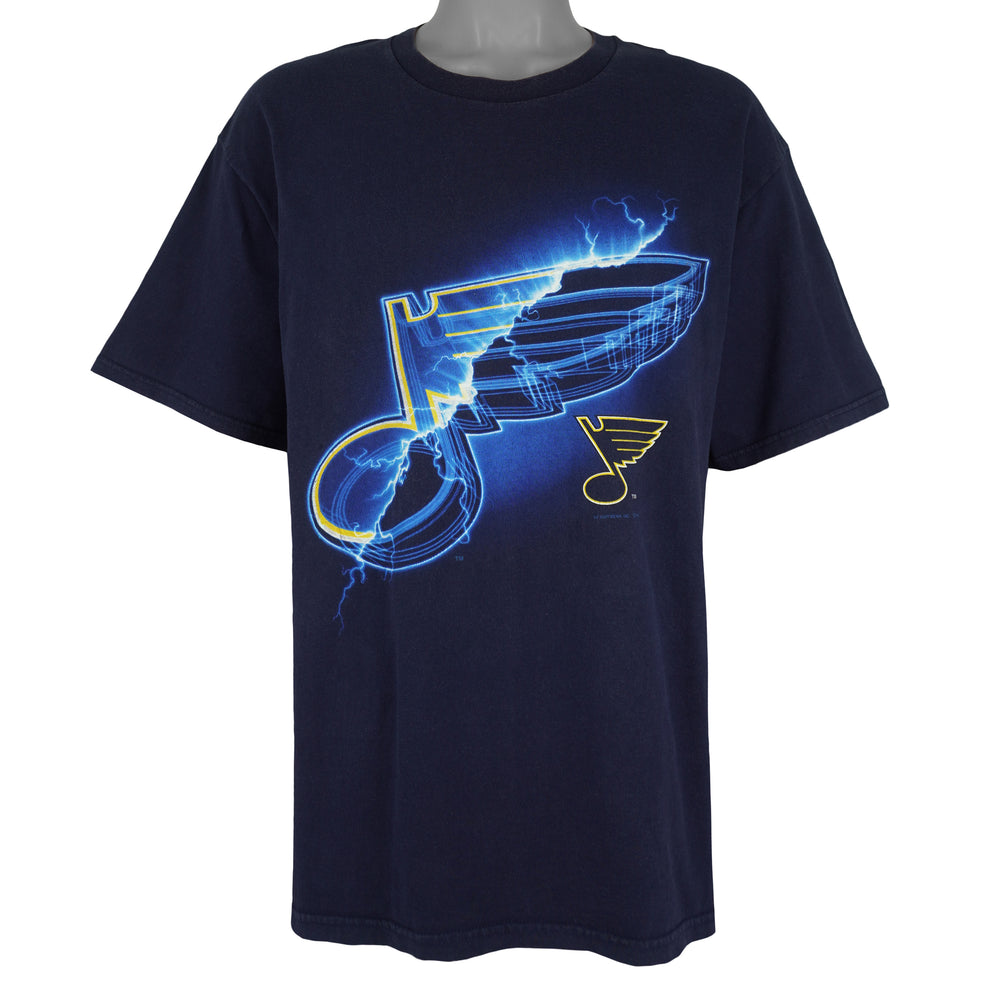 NHL (Lee Sport) - St. Louis Blues Lightning T-Shirt 1990s X-Large Vintage Retro Hockey