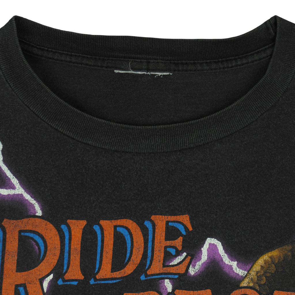 Vintage - USA Thunder Ride The Best Lightning T-Shirt 1990s Large Vintage Retro