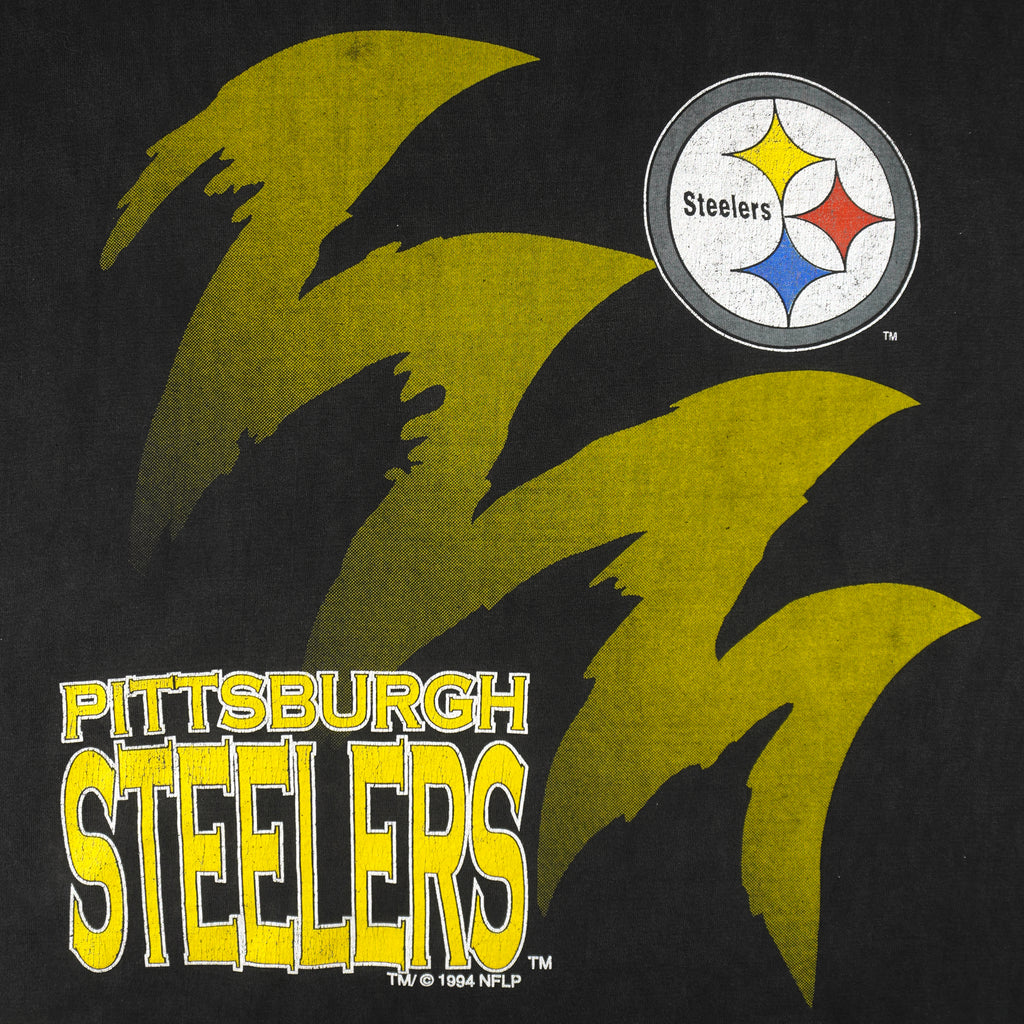 NFL (Logo Athletic) - Pittsburgh Steelers Shark Tooth T-Shirt 1994 X-Large Vintage Retro Football