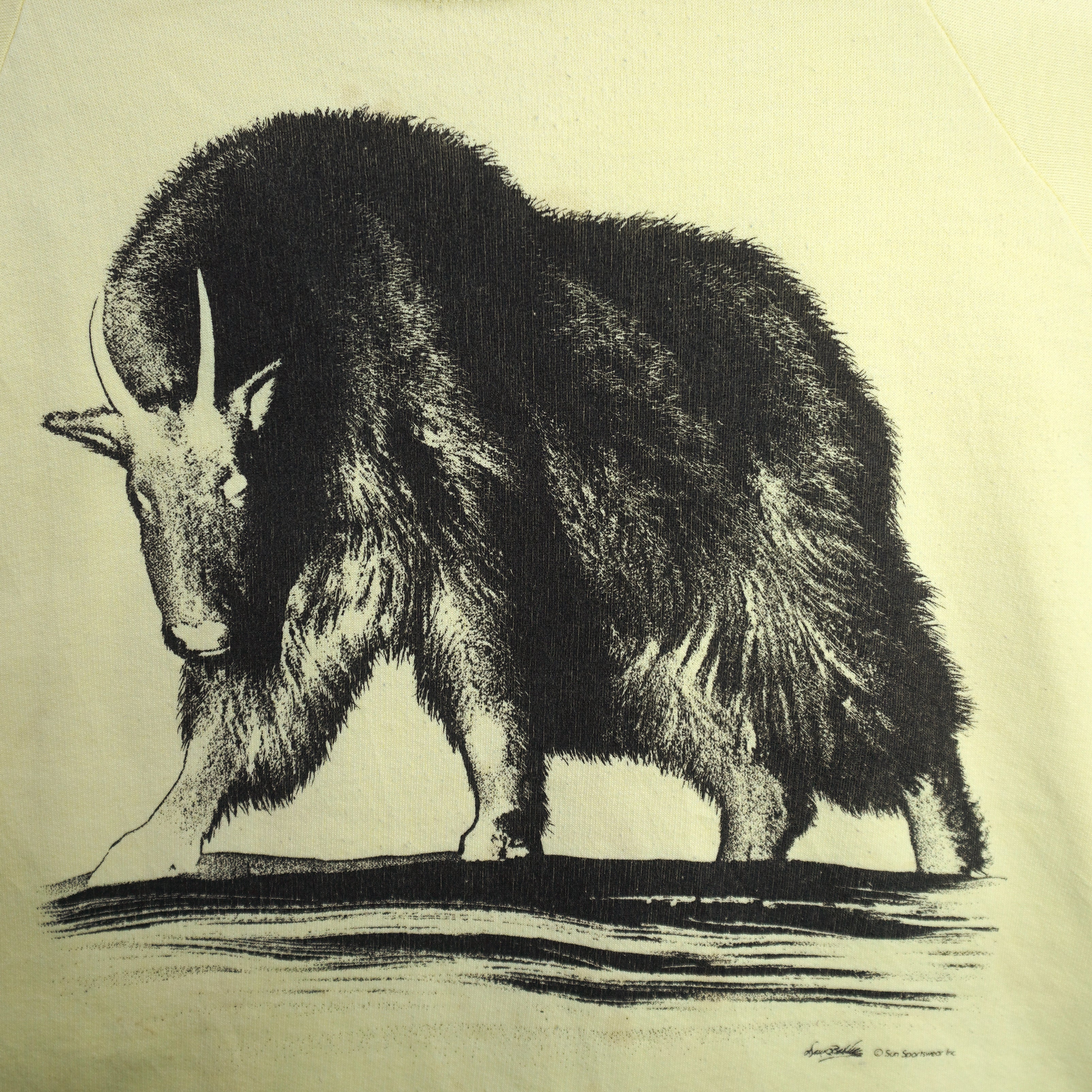 Vintage (Sun) - Bison Buffalo Crew Neck Sweatshirt 1990s 3X-Large Vintage Retro