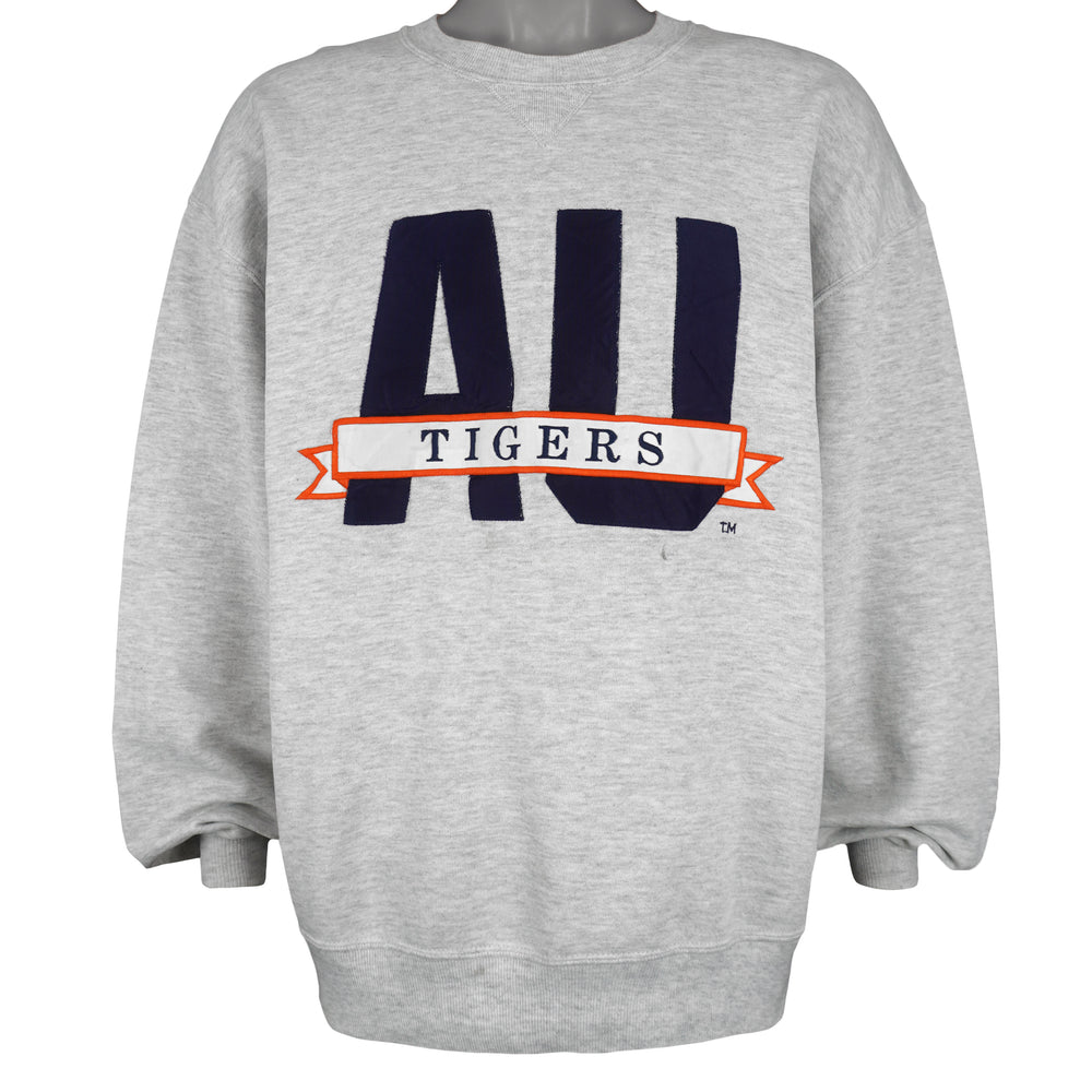 NCAA (Russell Athletic) - Auburn Tigers Embroidered Sweatshirt 1990s X-Large Vintage Retro