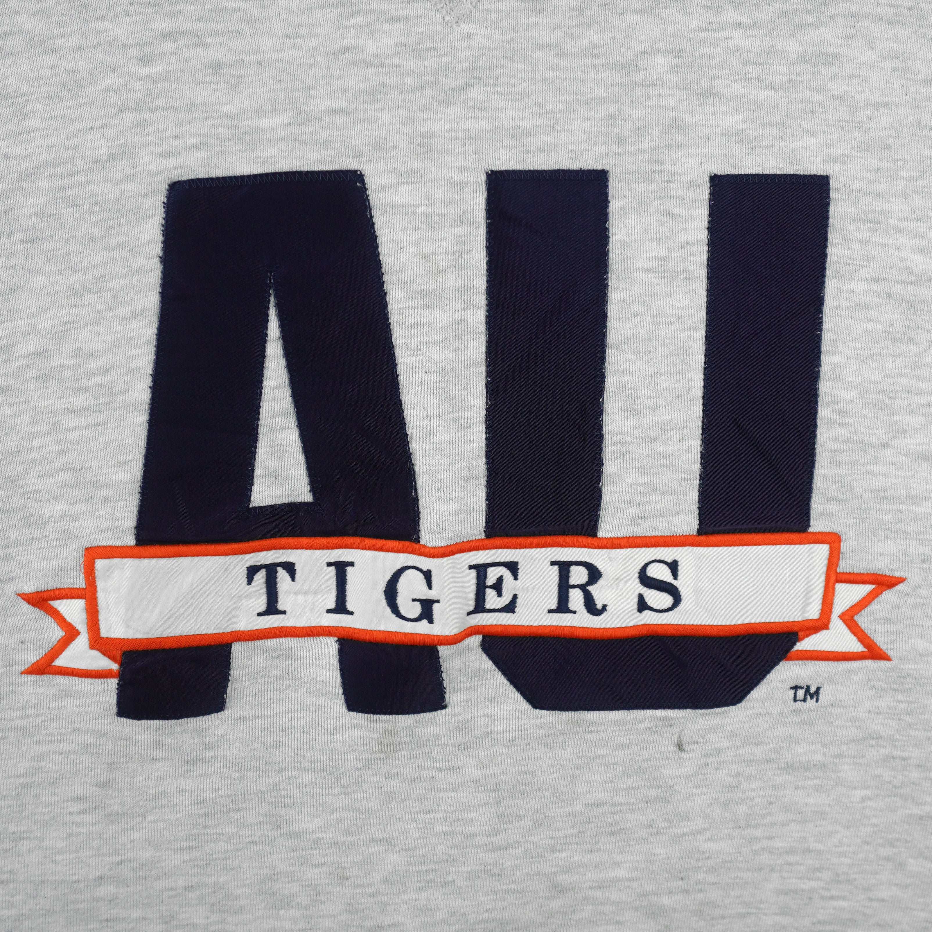 NCAA (Russell Athletic) - Auburn Tigers Embroidered Sweatshirt 1990s X-Large Vintage Retro