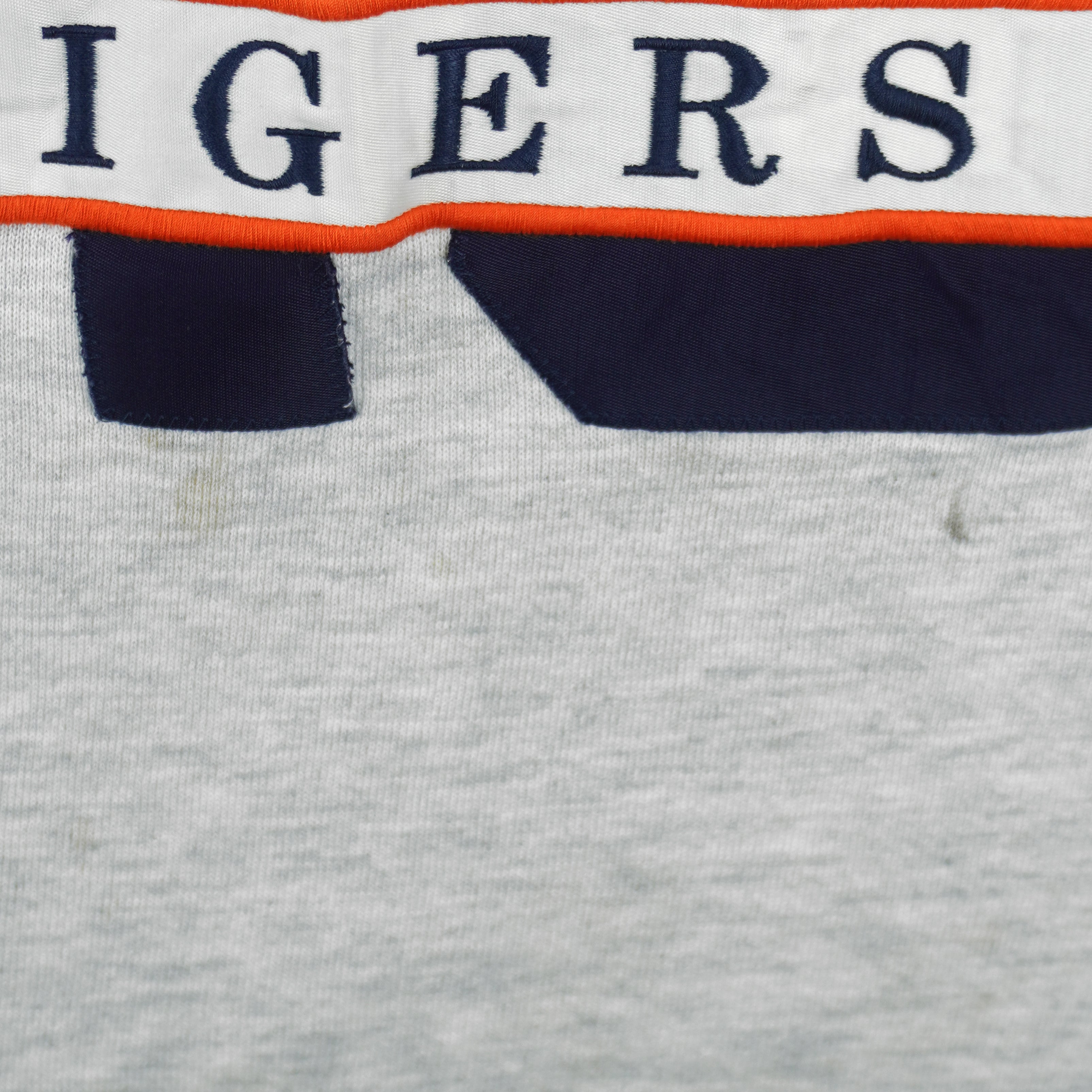 NCAA (Russell Athletic) - Auburn Tigers Embroidered Sweatshirt 1990s X-Large Vintage Retro