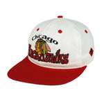NHL (#1 Apparel) - Chicago Blackhawks Embroidered Snapback Hat 1990s OSFA Vintage Retro Hockey