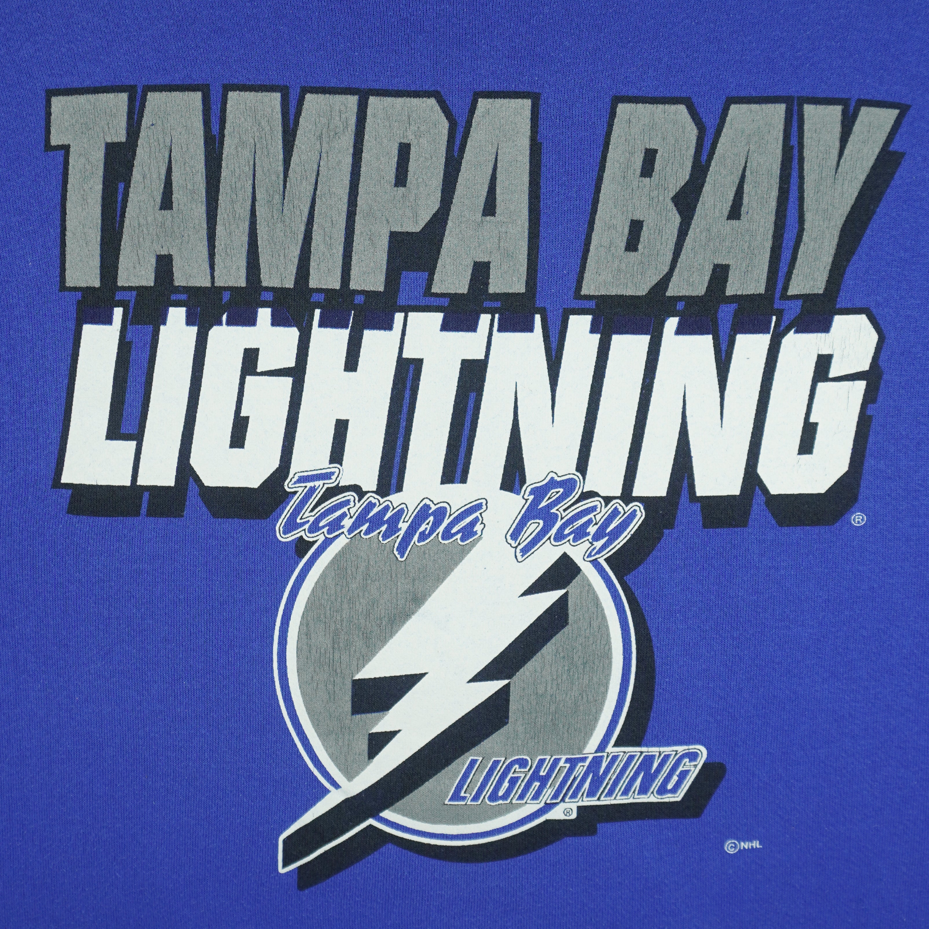 NHL (Logo 7) - Tampa Bay Lightning Big Logo Crew Neck Sweatshirt 1990s Large Vintage Retro Hockey