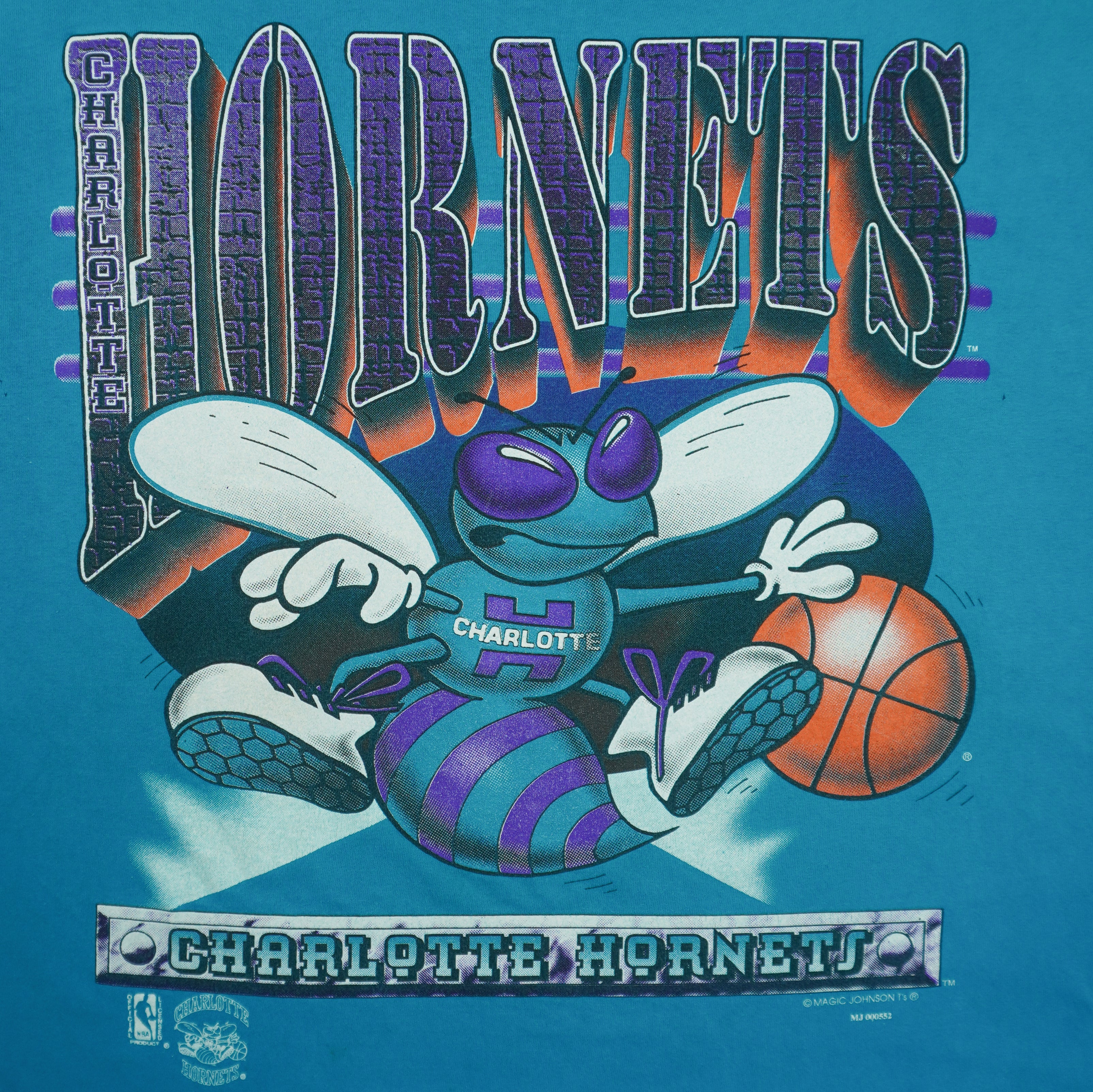 NBA (Magic Johnson T's) - Charlotte Hornets T-Shirt 1990s X-Large Vintage Retro Basketball