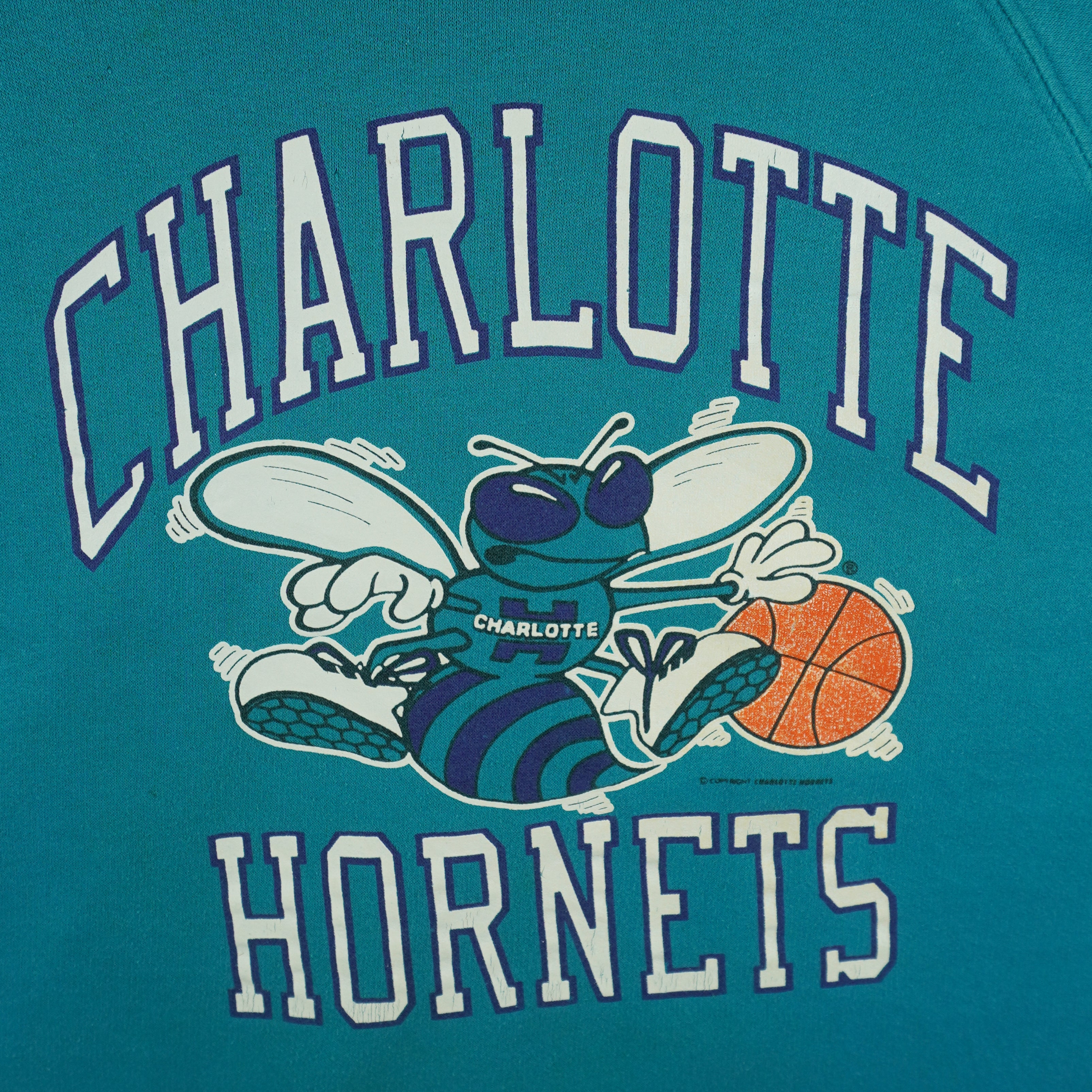 NBA (Trench) - Charlotte Hornets Crew Neck Sweatshirt 1990s Large Vintage Retro Basketball
