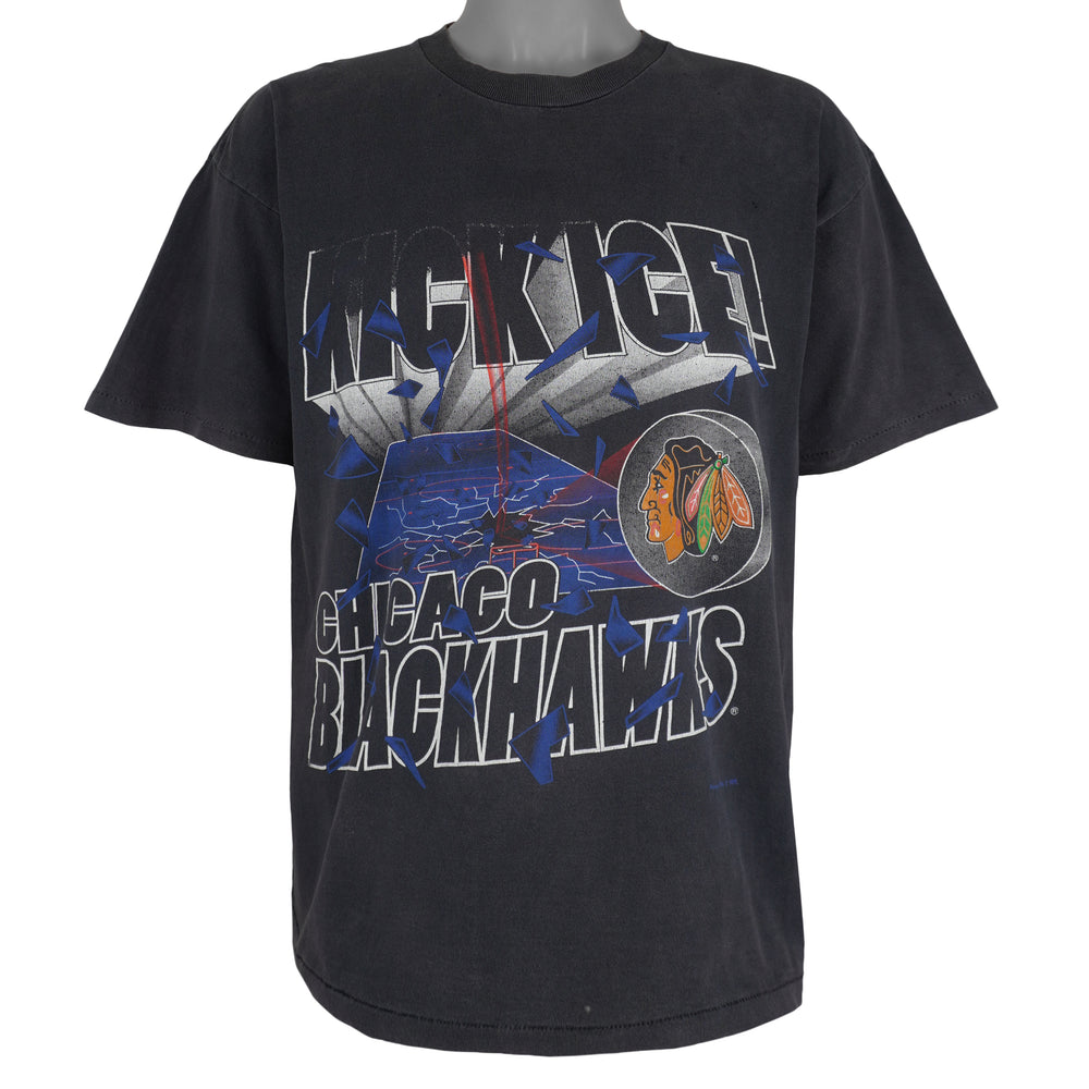NHL (Nutmeg) - Chicago Blackhawks Kick Ice! T-Shirt 1990s Large Vintage Retro Hockey