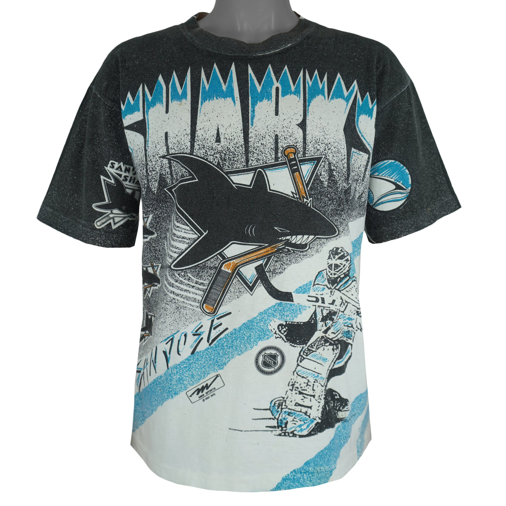 NHL (AMW Sports) - San Jose Sharks All Over Prints T-Shirt 1991 Large Vintage Retro Hockey