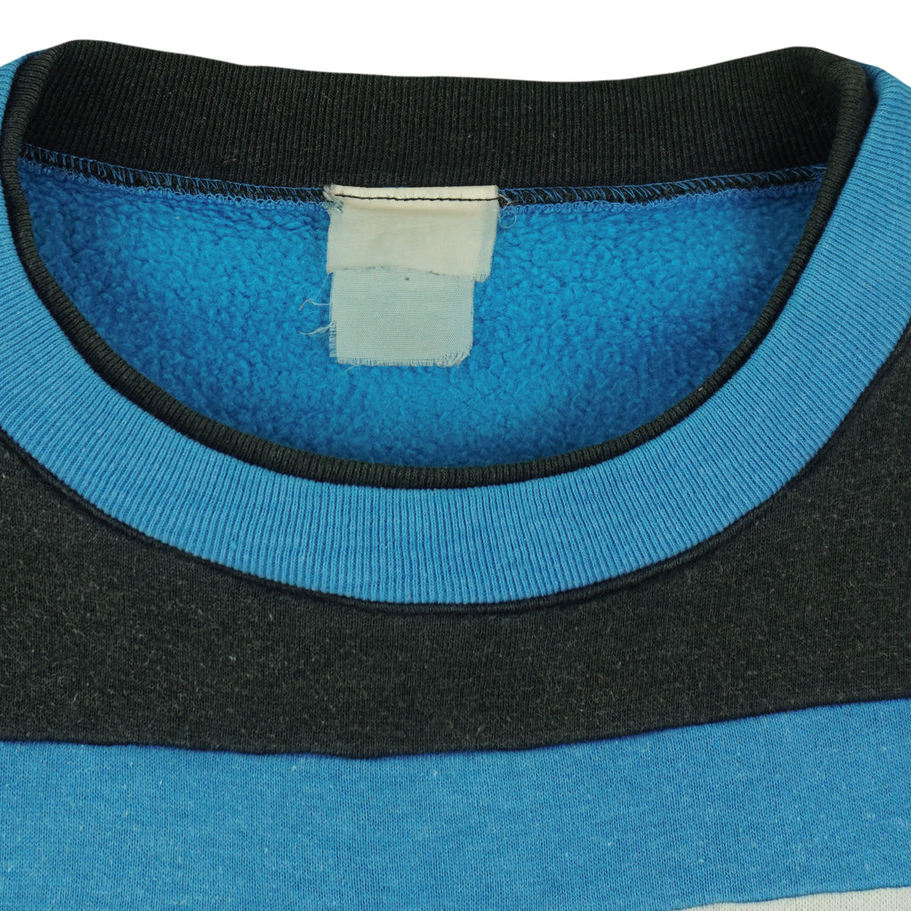 Vintage - Snow Pro Crew Neck Sweatshirt 1990s Medium Vintage Retro