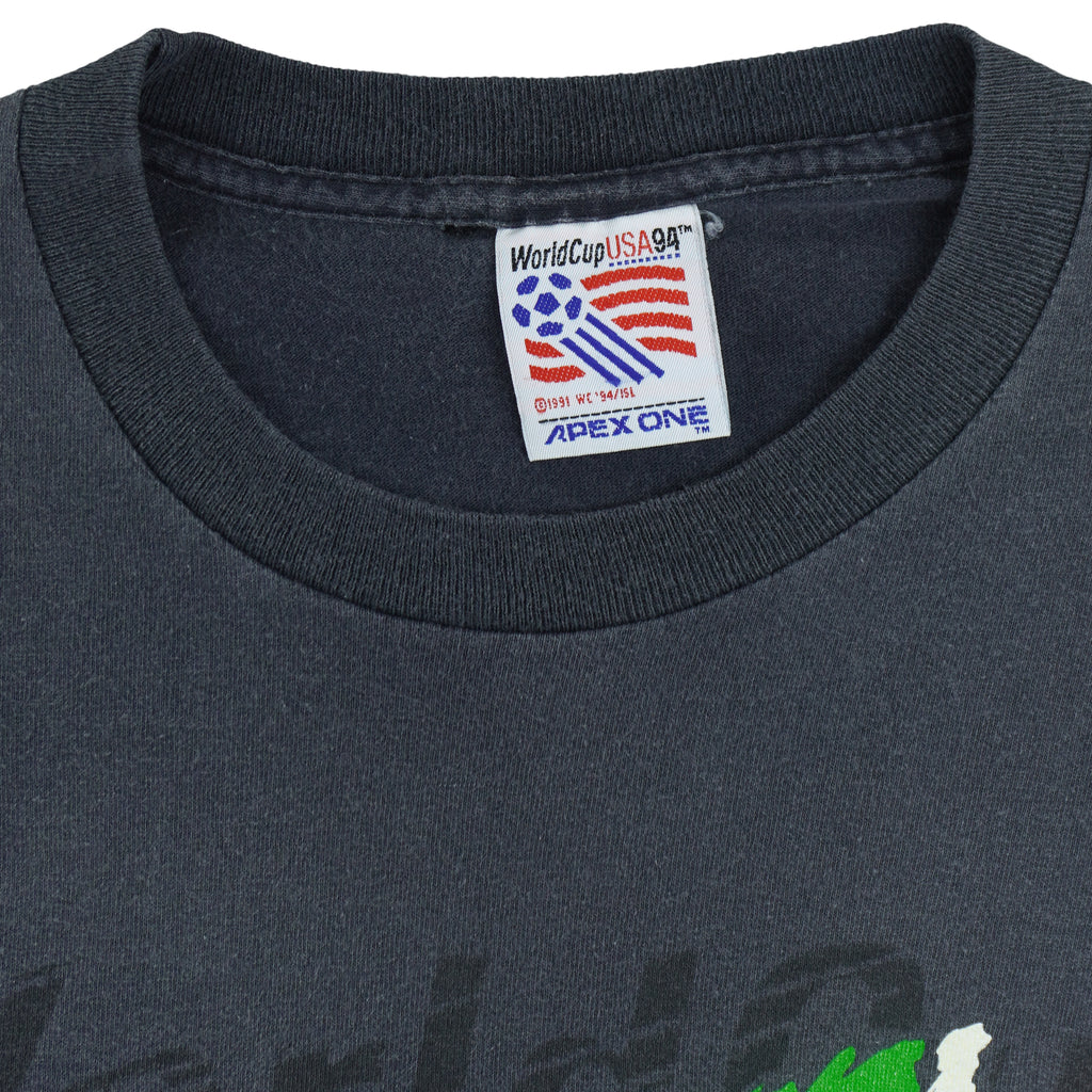 Vintage (Apex One) - World Cup USA Italy Big Logo T-Shirt 1994 Medium Vintage Retro Footballv