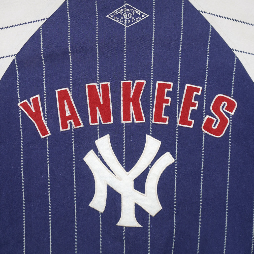 MLB (Mirage) - New York Yankees Pinstripe Reversible Jacket 1990s Medium Vintage Retro Baseball