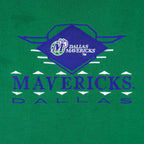 NBA (Logo 7) - Green & Black Dallas Mavericks Crew Neck Sweatshirt 1990s Large Vintage Retro Basketball