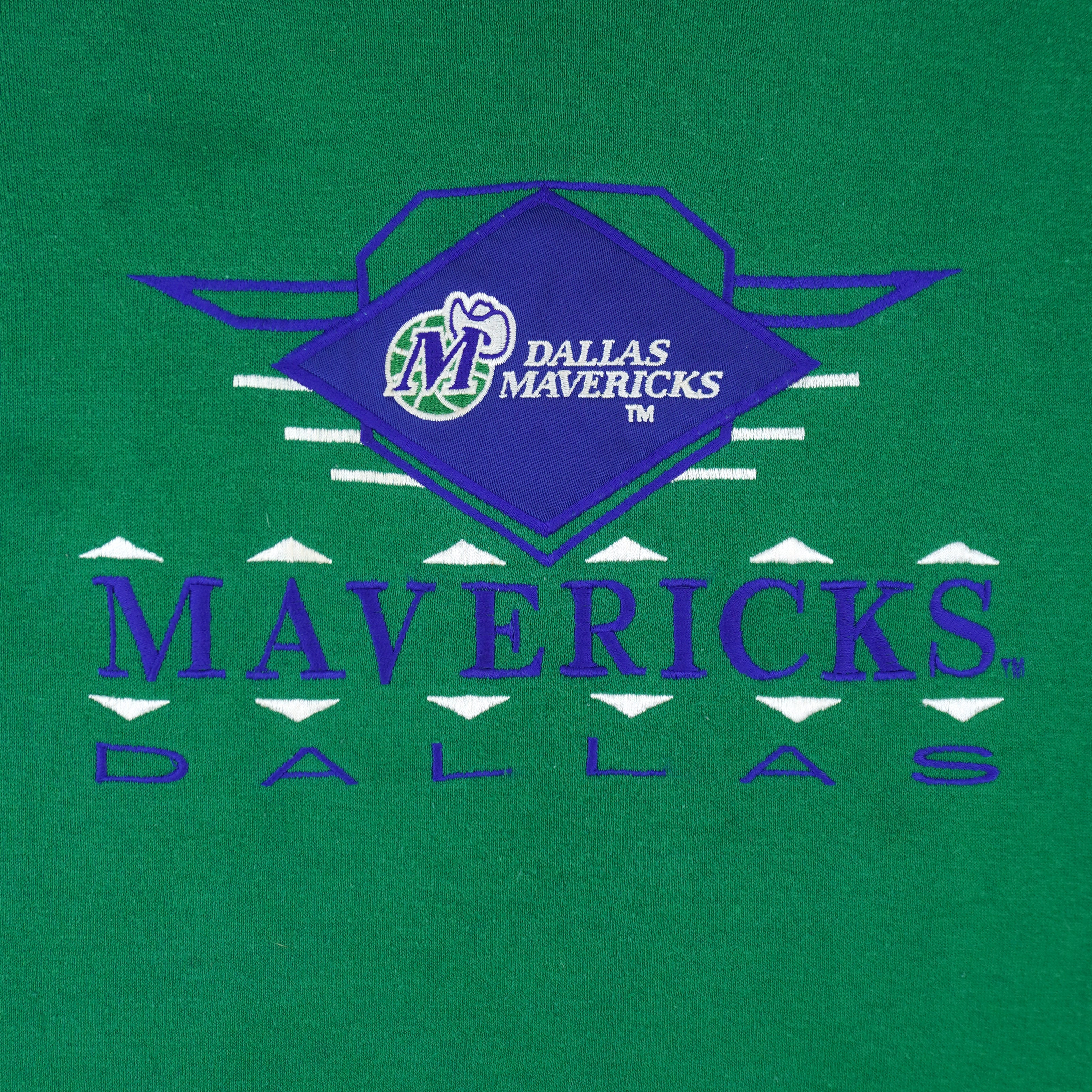 NBA (Logo 7) - Green & Black Dallas Mavericks Crew Neck Sweatshirt 1990s Large Vintage Retro Basketball